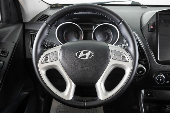 Hyundai ix35 I Рестайлинг с пробегом 2015 года, цена 1 649 000 рублей, 178123 км, внедорожник, Автокод Объявления