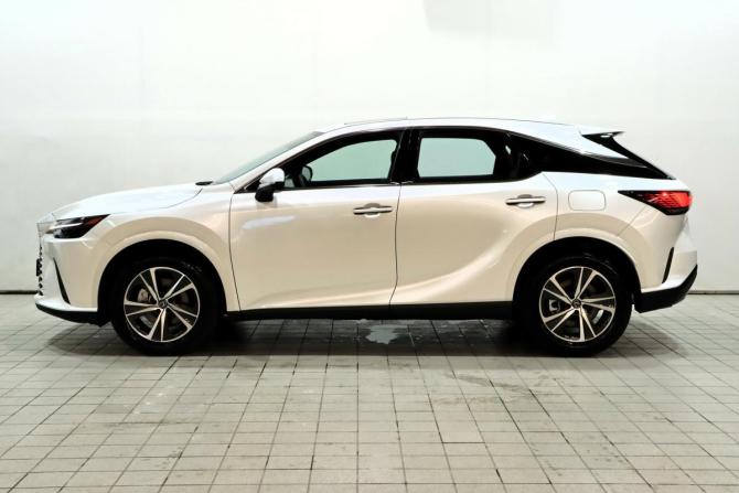 Lexus RX V с пробегом 2025 года, цена 8 200 000 рублей, 27 км, внедорожник, Автокод Объявления