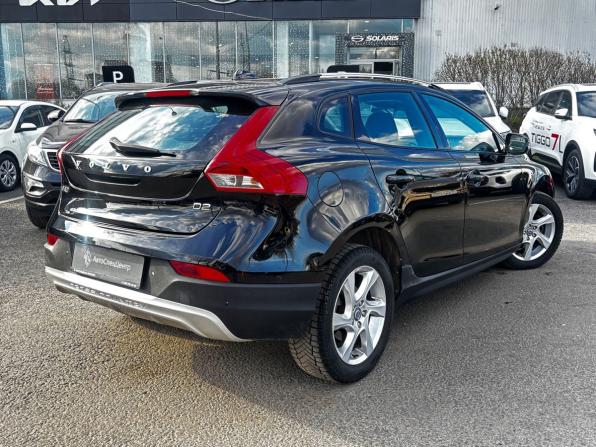 Volvo V40 Cross Country I с пробегом 2014 года, цена 1 048 000 рублей, 101000 км, хэтчбек, Автокод Объявления