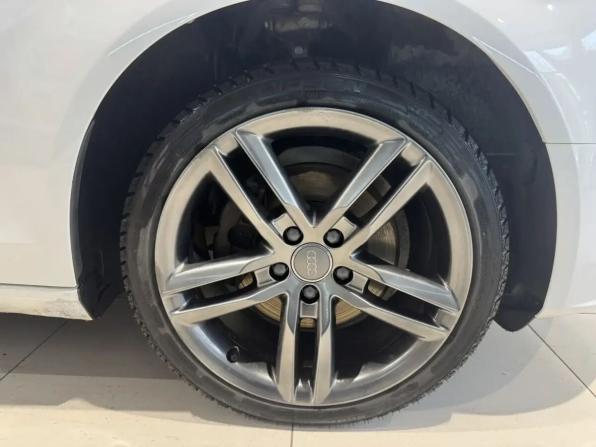 Audi A4 IV (B8) Рестайлинг с пробегом 2014 года, цена 1 690 000 рублей, 160517 км, седан, Автокод Объявления