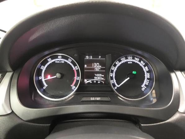 Skoda Rapid I Рестайлинг с пробегом 2019 года, цена 1 439 000 рублей, 99353 км, лифтбек, Автокод Объявления