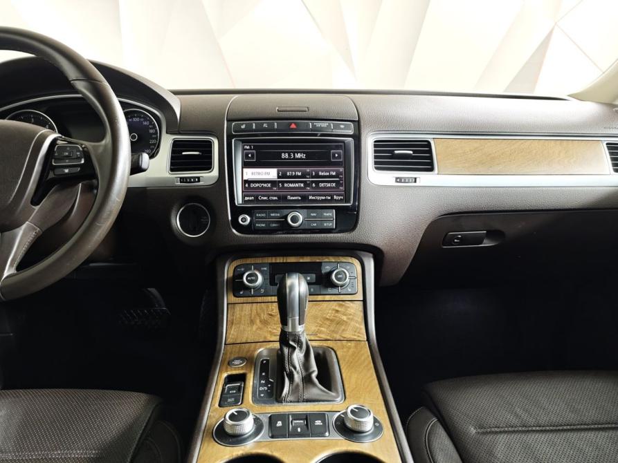Volkswagen Touareg II Рестайлинг Москва  - изображение 15