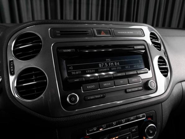 Volkswagen Tiguan I Рестайлинг с пробегом 2012 года, цена 1 074 000 рублей, 200000 км, внедорожник, Автокод Объявления