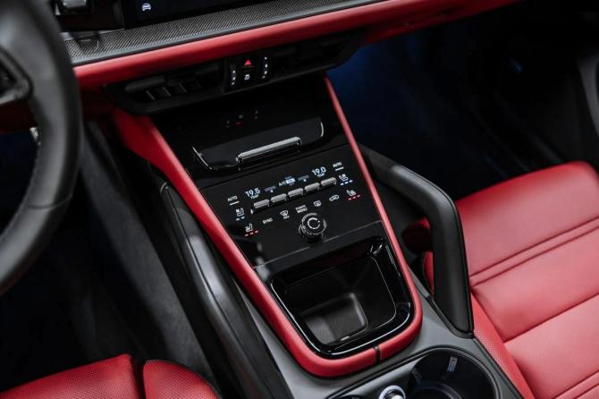 Новый Porsche Cayenne III Рестайлинг 2025 года, цена 22 700 000 рублей, внедорожник, Автокод Объявления