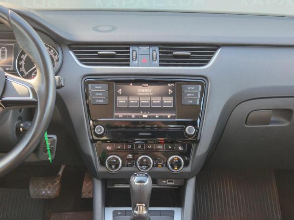 Skoda Octavia III (A7) Рестайлинг с пробегом 2020 года, цена 1 872 000 рублей, 130877 км, лифтбек, Автокод Объявления