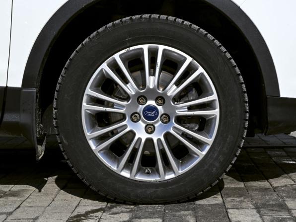 Ford Kuga II с пробегом 2014 года, цена 1 135 000 рублей, 180200 км, внедорожник, Автокод Объявления
