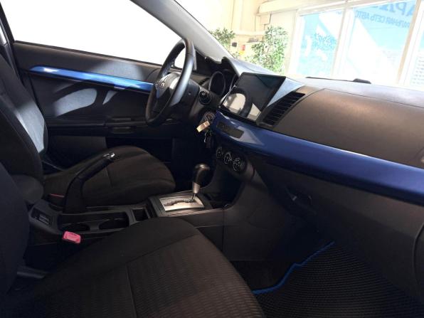 Mitsubishi Lancer X Рестайлинг с пробегом 2011 года, цена 650 000 рублей, 208000 км, седан, Автокод Объявления