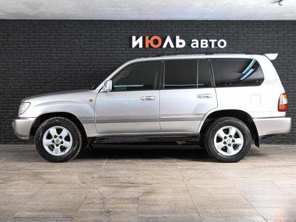Toyota Land Cruiser 100 Series Рестайлинг 2 с пробегом 2006 года, цена 2 045 000 рублей, 204219 км, внедорожник, Автокод Объявления