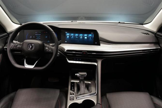 Changan CS35 Plus I Рестайлинг с пробегом 2023 года, цена 2 090 000 рублей, 7100 км, внедорожник, Автокод Объявления
