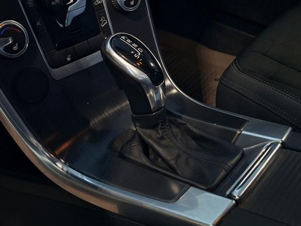 Volvo XC60 I Рестайлинг с пробегом 2014 года, цена 1 457 000 рублей, 220000 км, внедорожник, Автокод Объявления