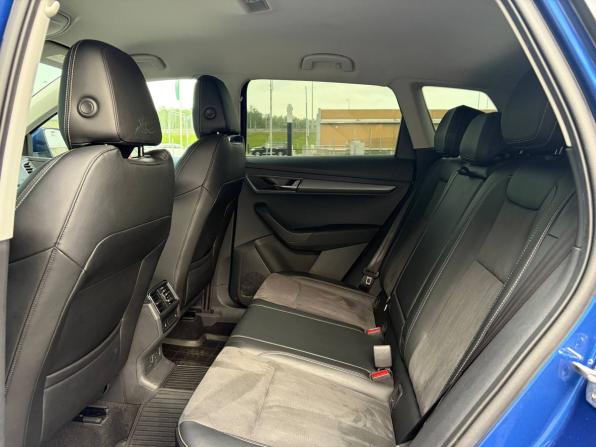Skoda Karoq I с пробегом 2021 года, цена 2 595 000 рублей, 81000 км, внедорожник, Автокод Объявления