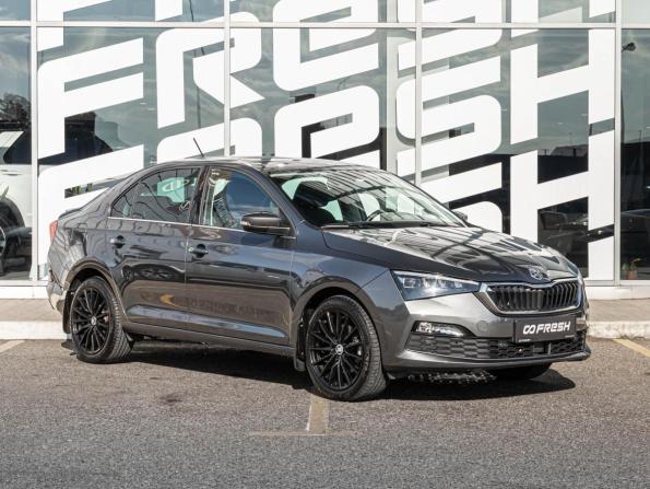 Skoda Rapid II с пробегом 2022 года, цена 1 919 000 рублей, 67337 км, лифтбек, Автокод Объявления