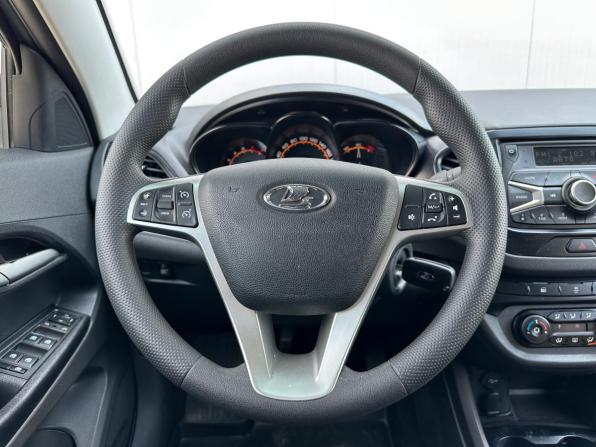 Lada (ВАЗ) Vesta I с пробегом 2019 года, цена 943 000 рублей, 122000 км, седан, Автокод Объявления