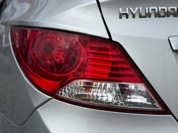 Hyundai Solaris I с пробегом 2011 года, цена 699 000 рублей, 125256 км, седан, Автокод Объявления