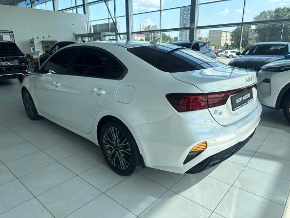 Kia K3 II Рестайлинг с пробегом 2021 года, цена 1 995 000 рублей, 52178 км, седан, Автокод Объявления