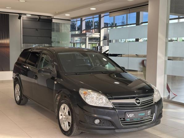 Opel Astra H Рестайлинг с пробегом 2009 года, цена 587 000 рублей, 242601 км, универсал, Автокод Объявления