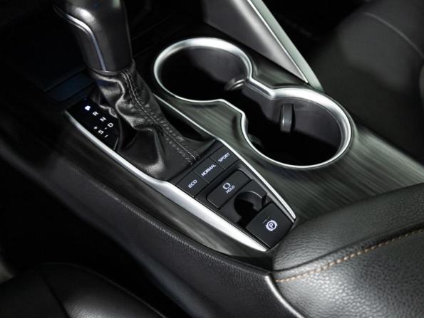 Toyota Camry VIII (XV70) Рестайлинг с пробегом 2023 года, цена 3 649 000 рублей, 20700 км, седан, Автокод Объявления