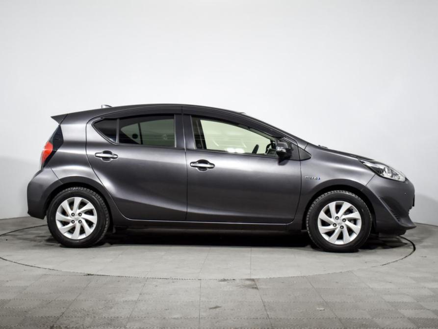 Toyota Aqua I Рестайлинг 2 Санкт-Петербург  - изображение 4