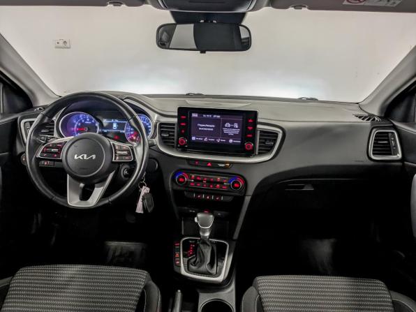 Kia Ceed III Рестайлинг с пробегом 2021 года, цена 2 300 000 рублей, 75157 км, универсал, Автокод Объявления