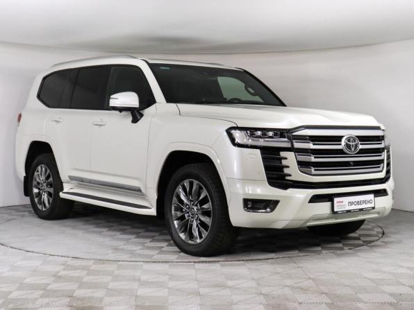 Toyota Land Cruiser 300 Series с пробегом 2022 года, цена 9 950 000 рублей, 28197 км, внедорожник, Автокод Объявления