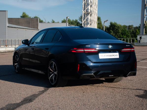 BMW 5 серии VIII (G60/G61/G68) с пробегом 2024 года, цена 7 650 000 рублей, 21184 км, седан, Автокод Объявления