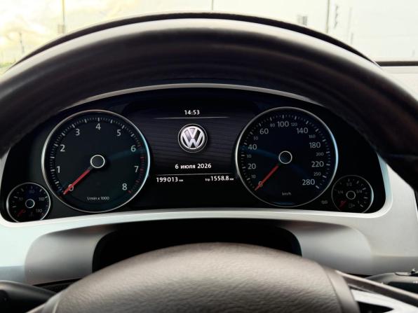 Volkswagen Touareg II с пробегом 2013 года, цена 2 300 000 рублей, 198980 км, внедорожник, Автокод Объявления