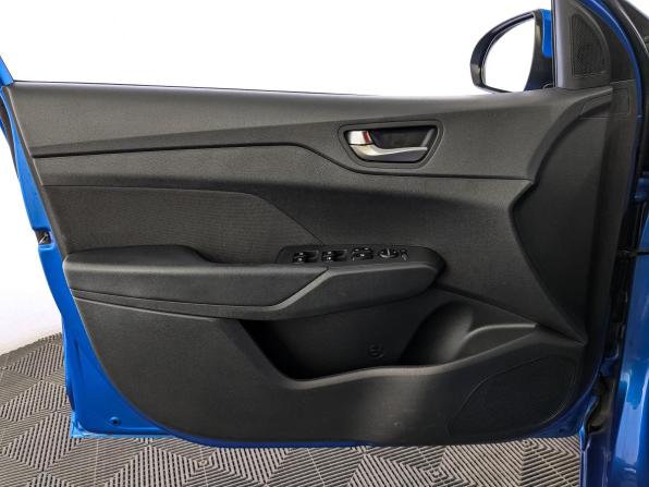 Hyundai Solaris II с пробегом 2019 года, цена 1 455 000 рублей, 64302 км, седан, Автокод Объявления
