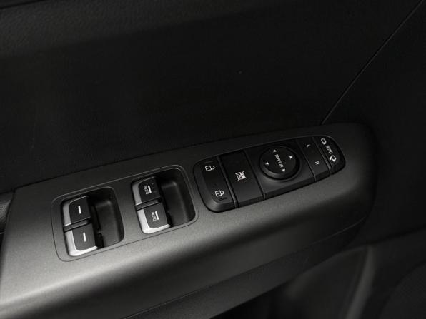 Kia Sportage IV Рестайлинг с пробегом 2021 года, цена 2 499 000 рублей, 59000 км, внедорожник, Автокод Объявления