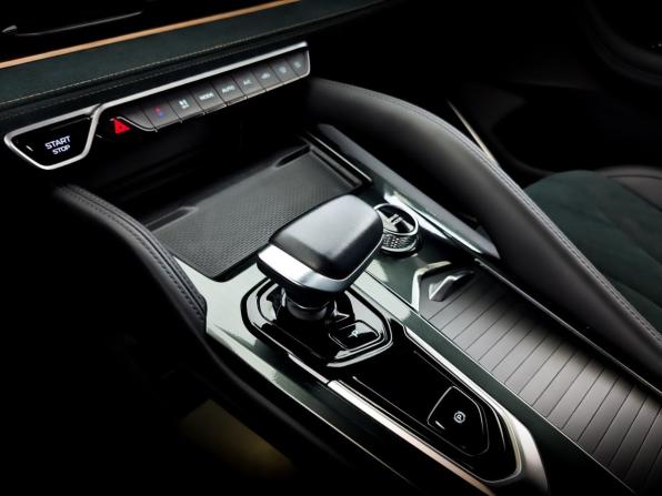 Geely Monjaro I с пробегом 2023 года, цена 3 250 000 рублей, 53308 км, внедорожник, Автокод Объявления