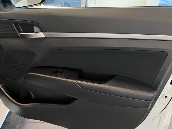 Hyundai Elantra VI (AD) Рестайлинг с пробегом 2020 года, цена 1 560 000 рублей, 141053 км, седан, Автокод Объявления