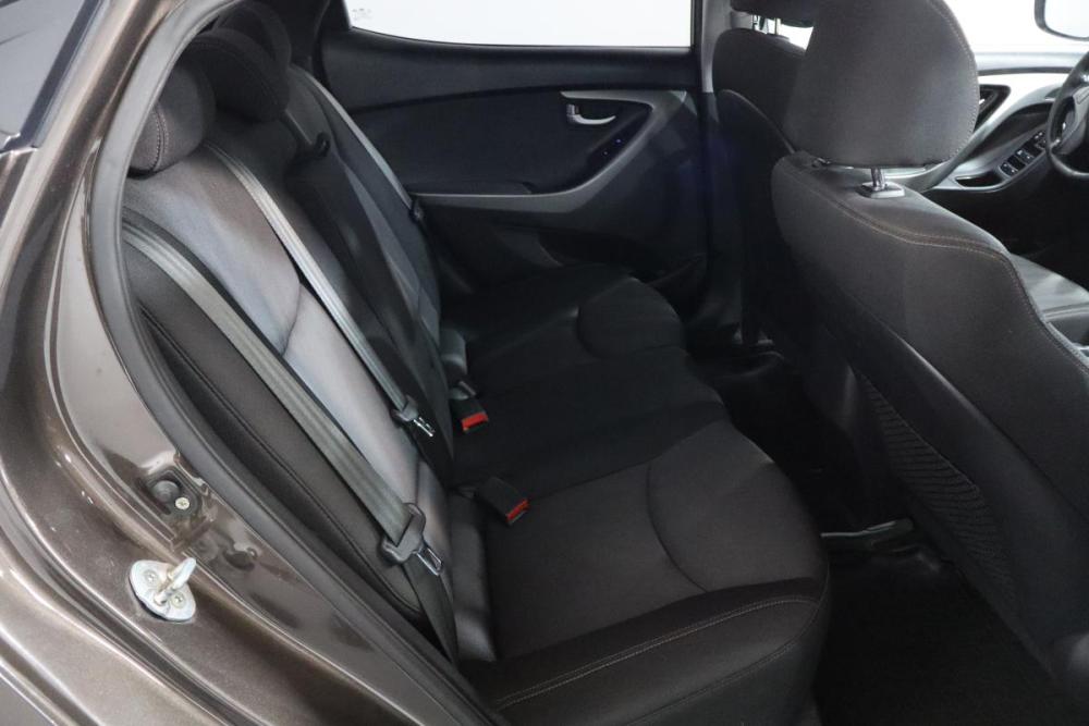 Hyundai Elantra V (MD) Рестайлинг Санкт-Петербург  - изображение 13
