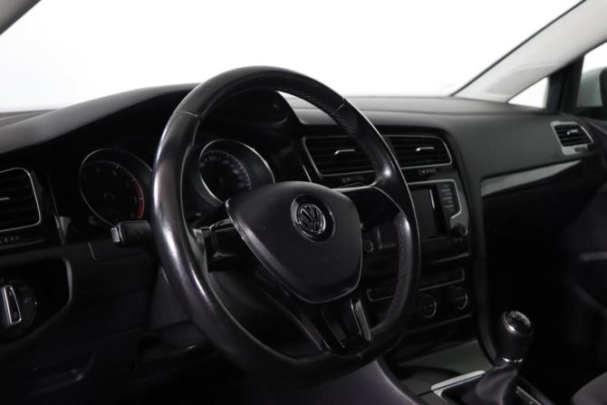 Volkswagen Golf VII с пробегом 2014 года, цена 949 990 рублей, 202851 км, хэтчбек, Автокод Объявления