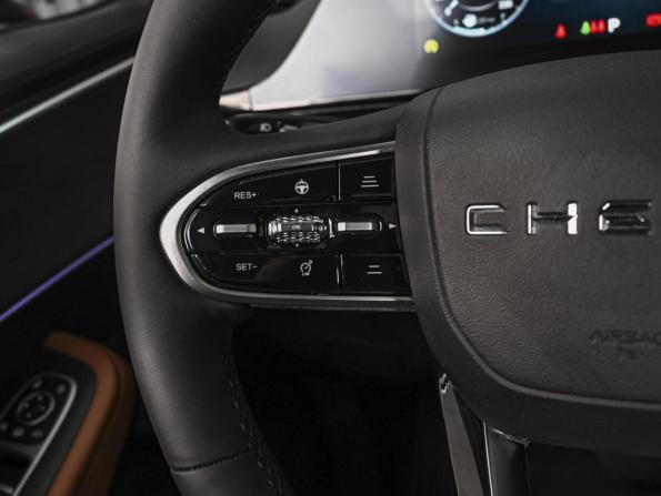 Omoda C5 I с пробегом 2023 года, цена 1 634 000 рублей, 67792 км, внедорожник, Автокод Объявления