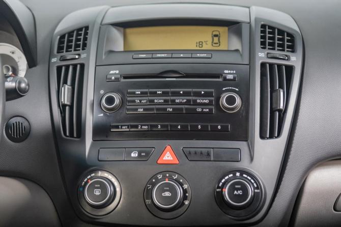 Kia Ceed I с пробегом 2007 года, цена 699 000 рублей, 171500 км, хэтчбек, Автокод Объявления