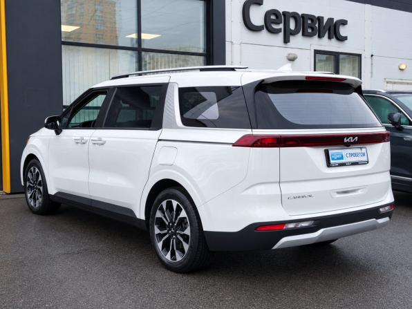 Kia Carnival IV с пробегом 2022 года, цена 3 782 000 рублей, 93715 км, минивэн, Автокод Объявления