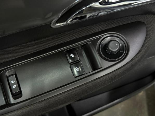 Opel Mokka I с пробегом 2014 года, цена 850 000 рублей, 203412 км, внедорожник, Автокод Объявления