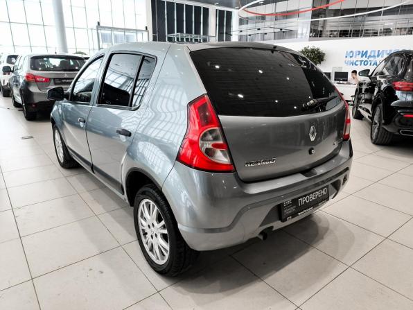 Renault Sandero I с пробегом 2011 года, цена 450 000 рублей, 278438 км, хэтчбек, Автокод Объявления
