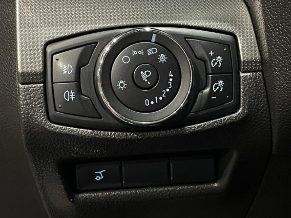 Ford Explorer V с пробегом 2015 года, цена 2 019 000 рублей, 233330 км, внедорожник, Автокод Объявления