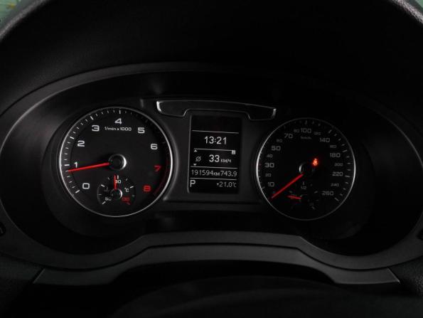 Audi Q3 I (8U) Рестайлинг с пробегом 2015 года, цена 2 139 000 рублей, 191594 км, внедорожник, Автокод Объявления