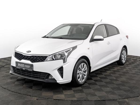 Kia Rio IV Рестайлинг с пробегом 2021 года, цена 1 655 000 рублей, 41914 км, седан, Автокод Объявления