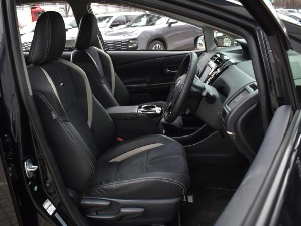 Toyota Prius Alpha I (ZVW40/41) Рестайлинг с пробегом 2015 года, цена 1 945 000 рублей, 213799 км, универсал, Автокод Объявления