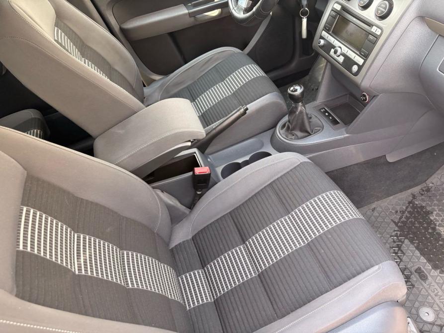 Volkswagen Touran I Рестайлинг Ростов-на-Дону  - изображение 26