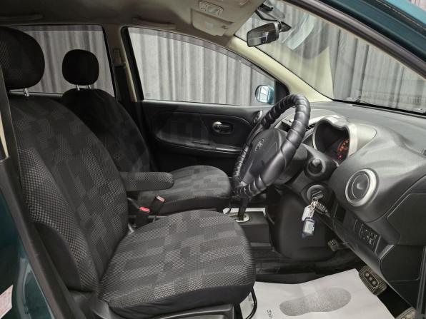 Nissan Note I с пробегом 2005 года, цена 550 000 рублей, 189800 км, хэтчбек, Автокод Объявления