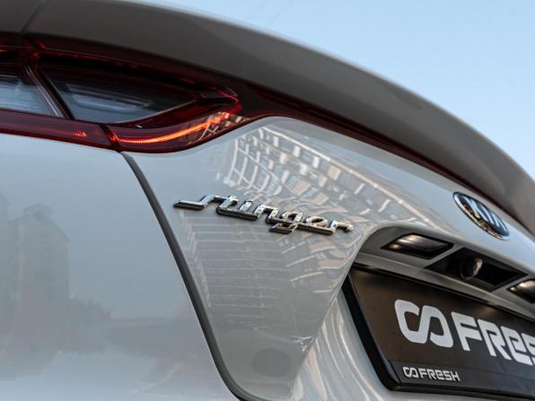 Kia Stinger I с пробегом 2018 года, цена 3 200 000 рублей, 132074 км, лифтбек, Автокод Объявления