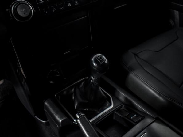 Toyota Land Cruiser Prado 150 Series Рестайлинг 1 с пробегом 2016 года, цена 2 663 000 рублей, 284536 км, внедорожник, Автокод Объявления