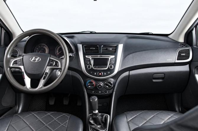 Hyundai Solaris I с пробегом 2013 года, цена 629 000 рублей, 265000 км, седан, Автокод Объявления