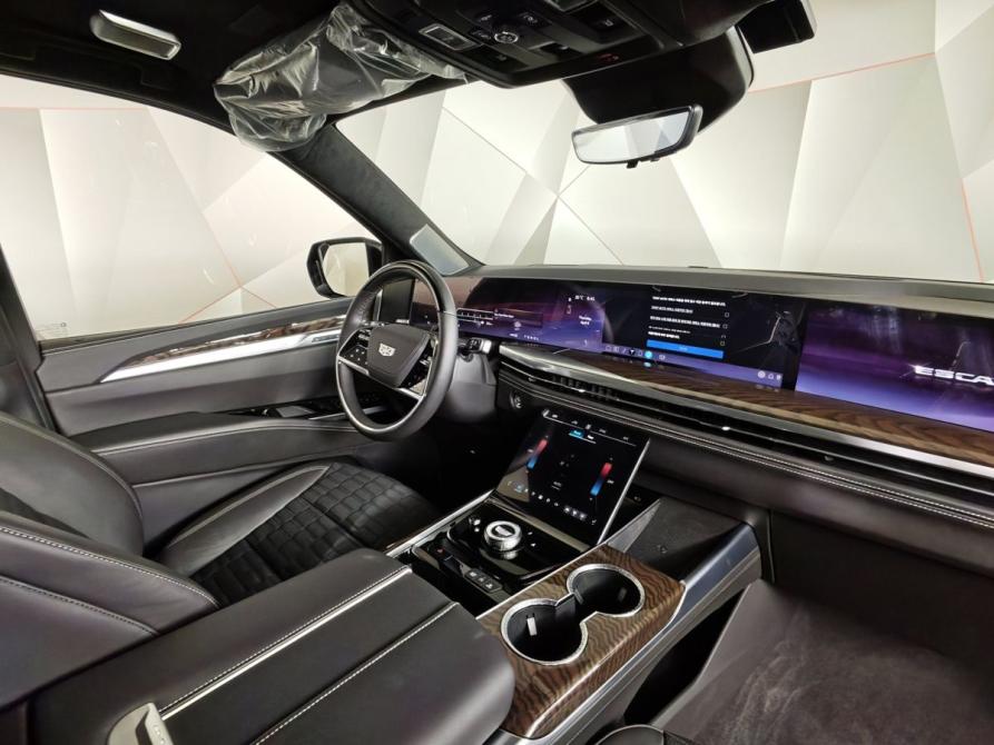 Cadillac Escalade V Рестайлинг Москва  - изображение 13
