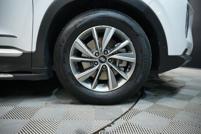 Hyundai Santa Fe IV с пробегом 2018 года, цена 3 290 000 рублей, 96290 км, внедорожник, Автокод Объявления