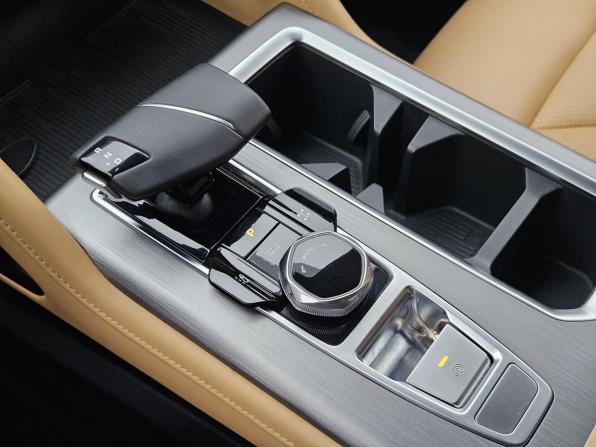 Changan Hunter Plus с пробегом 2023 года, цена 2 650 000 рублей, 44050 км, offers.body_type.unknown, Автокод Объявления