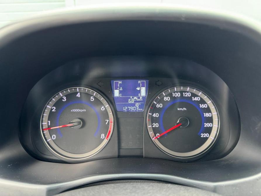 Hyundai Solaris I Рестайлинг Ростов-на-Дону  - изображение 13